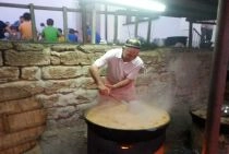 Bahçesaray’da toplu iftarlar