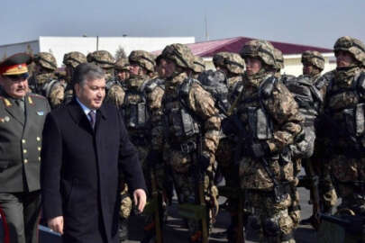 Özbekistan Cumhurbaşkanı Mirziyoyev, askeri reformlar hakkında konuştu