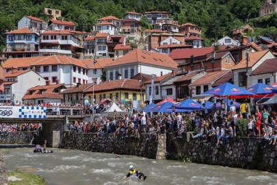 Mehmetçik, Kosova'daki Mamuşa Aile Sağlığı Merkezini yeniledi