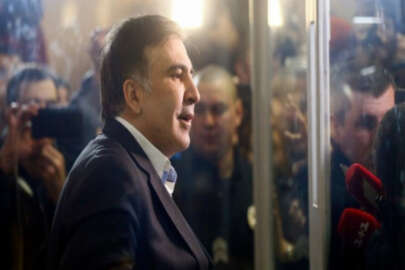 Gürcistan'da eski Cumhurbaşkanı Mihail Saakaşvili askeri hastaneye nakledildi