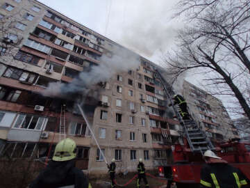 Rus işgalciler, Kıyiv'de apartmanı vurdu: 2 ölü, 13 yaralı