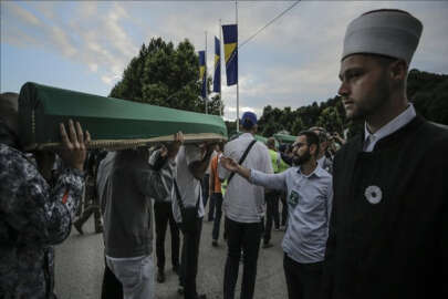 27. yıldönümünde Bosna Hersek'te acının adı Srebrenitsa Katliamı