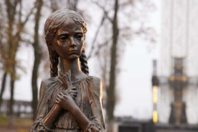 İzlanda Parlamentosu, Holodomor'u soykırım olarak tanıdı