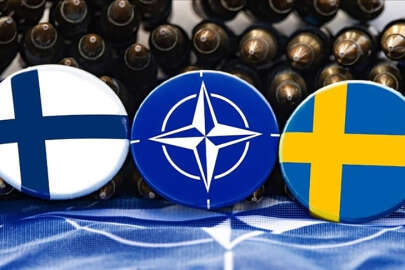 Macaristan, İsveç'in NATO üyeliği onayını erteledi