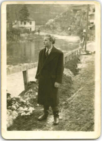 Bilge Kral Aliya İzzetbegoviç'in vefatının 17. yıl dönümü - QHA - Kırım  Haber Ajansı