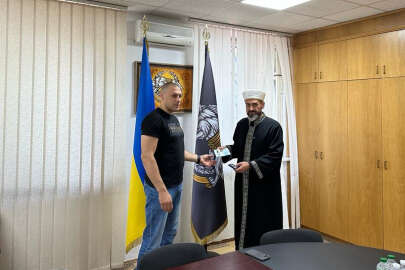 Kırım Müftüsü Ayder Rüstemov, Ukrayna Silahlı Kuvvetleri tarafından ödüle layık görüldü
