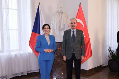 TBMM Başkanı Kurtulmuş, Kırım Platformu Parlamenter Zirvesi kapsamında Çek mevkidaşı Adamova ile görüştü