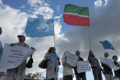 Sürgündeki Bağımsız Tataristan Hükumeti, Doğu Türkistan Milli Günü'nü andı