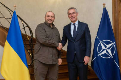 Ukrayna Savunma Bakanı Umerov, NATO Genel Sekreteri Stoltenberg ile bir araya geldi
