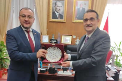 Büyükelçi Bodnar, KEİPA Türk Grubu Başkanı Fatih Dönmez ile görüştü