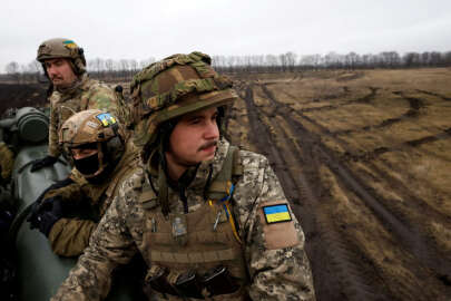Eski NATO Komutanı: Ukrayna'nın Kırım'daki Rus üslerini kapsamlı ve kesin bir şekilde vurması gerekiyor