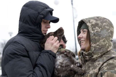Rus esaretinden kurtarılan Ukraynalı çift birbirine kavuştu