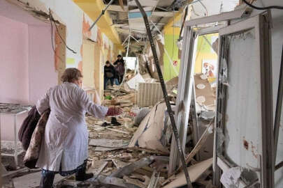 Ukrayna'da 2 yıl içinde bin 500'den fazla sağlık tesisi Rus saldırılarında zarar gördü