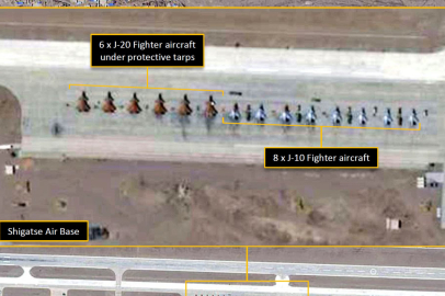 Çin savaş uçaklarını Doğu Türkistan'a taşıyor!