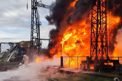 Ukrayna enerji sistemi zor durumda: Başkent Kıyiv ve 7 bölgede ani elektrik kesintileri uygulanacak!