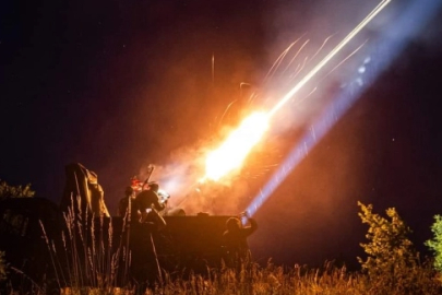 Rusya'dan hava saldırısı: Ukrayna 5 füze ve 23 SİHA düşürdü