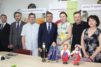 Azerbaycan, Ukrayna Milli Kütüphanesini çocuklar için yeniledi