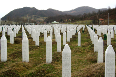 29 yıldır acısı dinmeyen Srebrenitsa Soykırımı