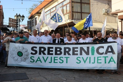 Kuzey Makedonya’da Srebrenitsa soykırımı anıldı