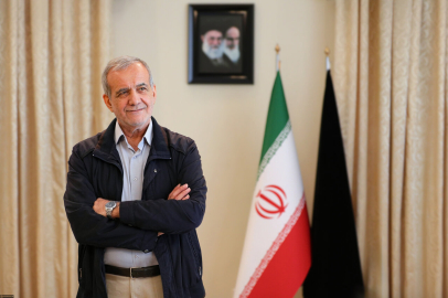 İran'ın yeni Cumhurbaşkanı Pezeşkiyan yarın yemin edecek