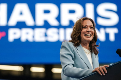 Kamala Harris resmî olarak Demokratların adayı