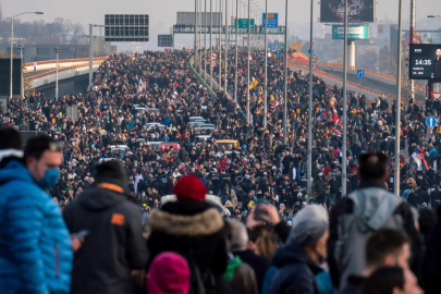 Rusya en yakın müttefikini darbe konusunda uyardı!