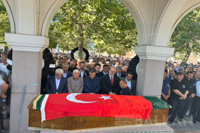 Avrasya Yazarlar Birliği Genel Başkanı Dr. Yakup Ömeroğlu son yolculuğuna uğurlandı