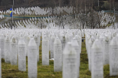 Sırbistan, Srebrenitsa Soykırımı'na destek veren Rusya'yı ödüllendirdi!