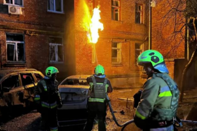 Rusya Kıyiv'e saldırdı: Doğal gaz borusu patladı!