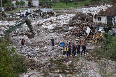 AFAD, Bosna Hersek'te yaşanan sel felaketinin yaralarını sarıyor