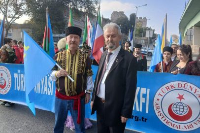 Kırım Derneği İstanbul Şubesi, Cumhuriyet Bayramı kutlamalarına katıldı