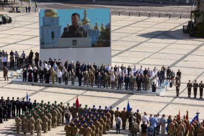 Ukrayna halkının Volodımır Zelenskıy’a olan güveni artıyor